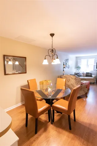 126 Fox Hollow Way Manchester NH 03104