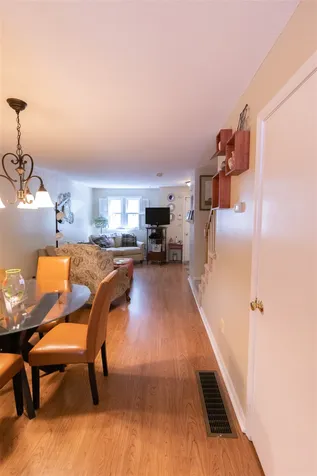 126 Fox Hollow Way Manchester NH 03104