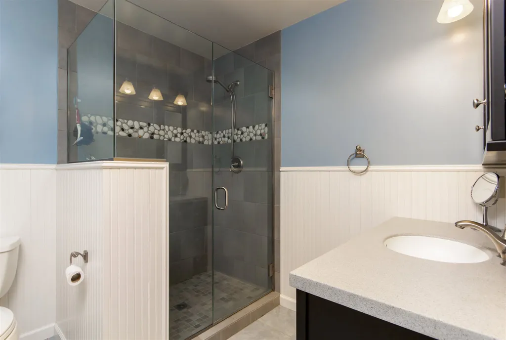615 Thayer Beach Road Colchester VT 05446