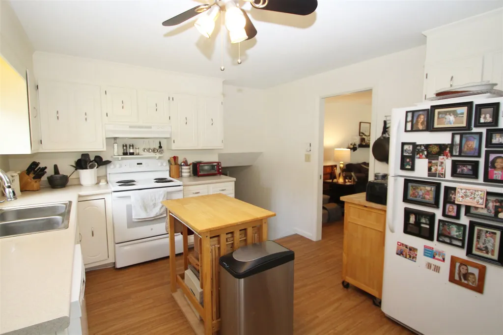 2 Pinewood Drive Somersworth NH 03878