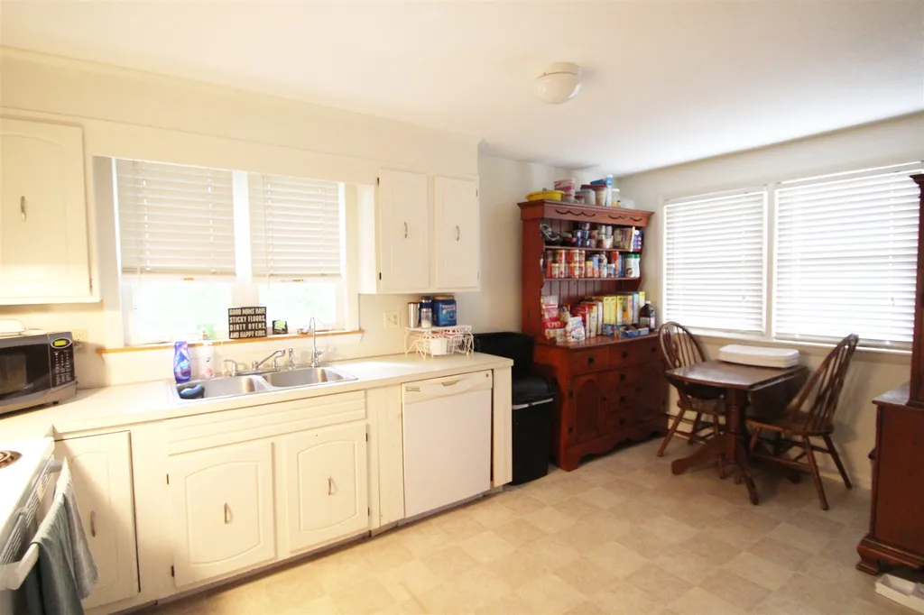2 Pinewood Drive Somersworth NH 03878