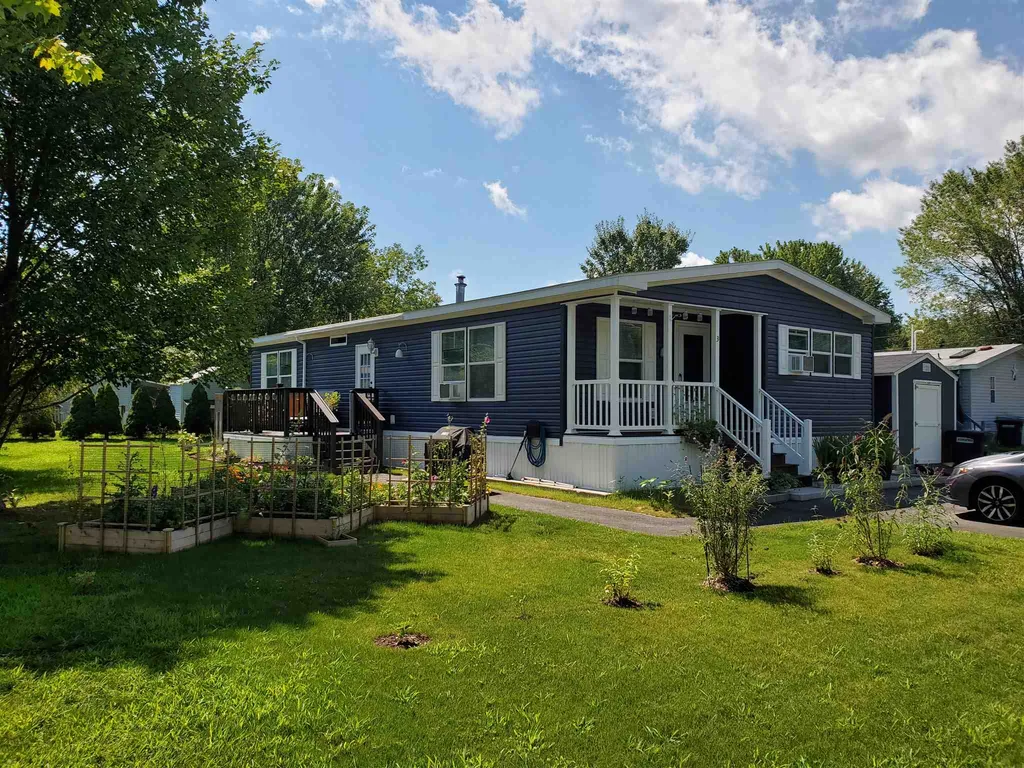 3 Mark Drive Allenstown NH 03275