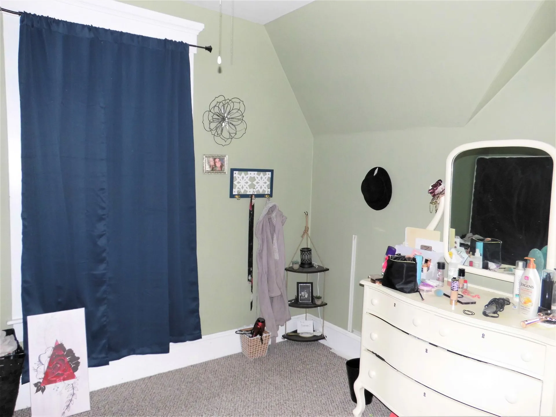 27 Pennacook Street Manchester NH 03104