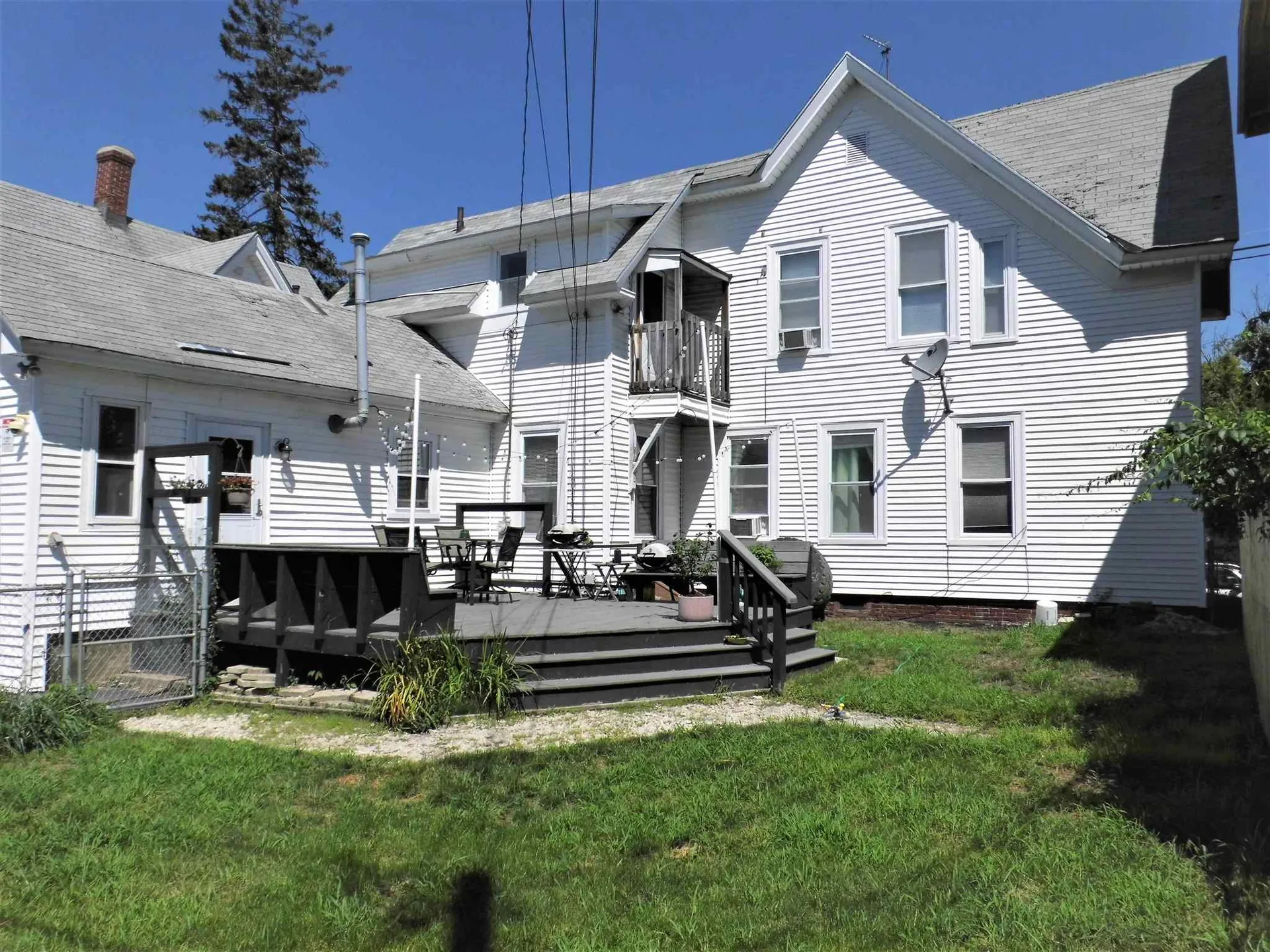 27 Pennacook Street Manchester NH 03104