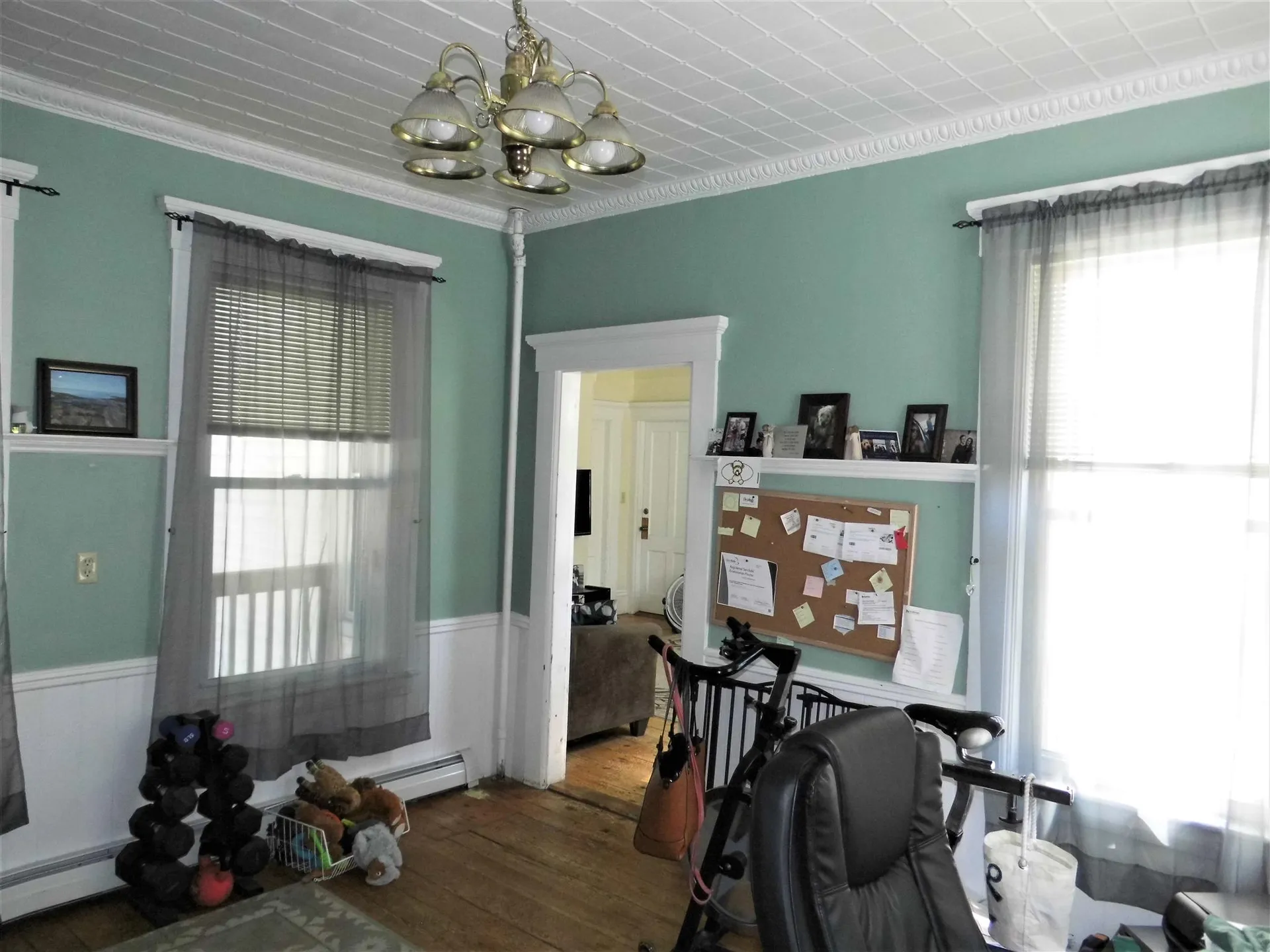 27 Pennacook Street Manchester NH 03104