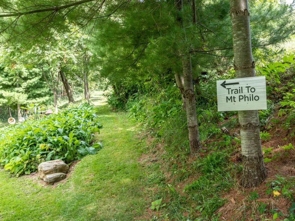 27 Inn Road Charlotte VT 05445