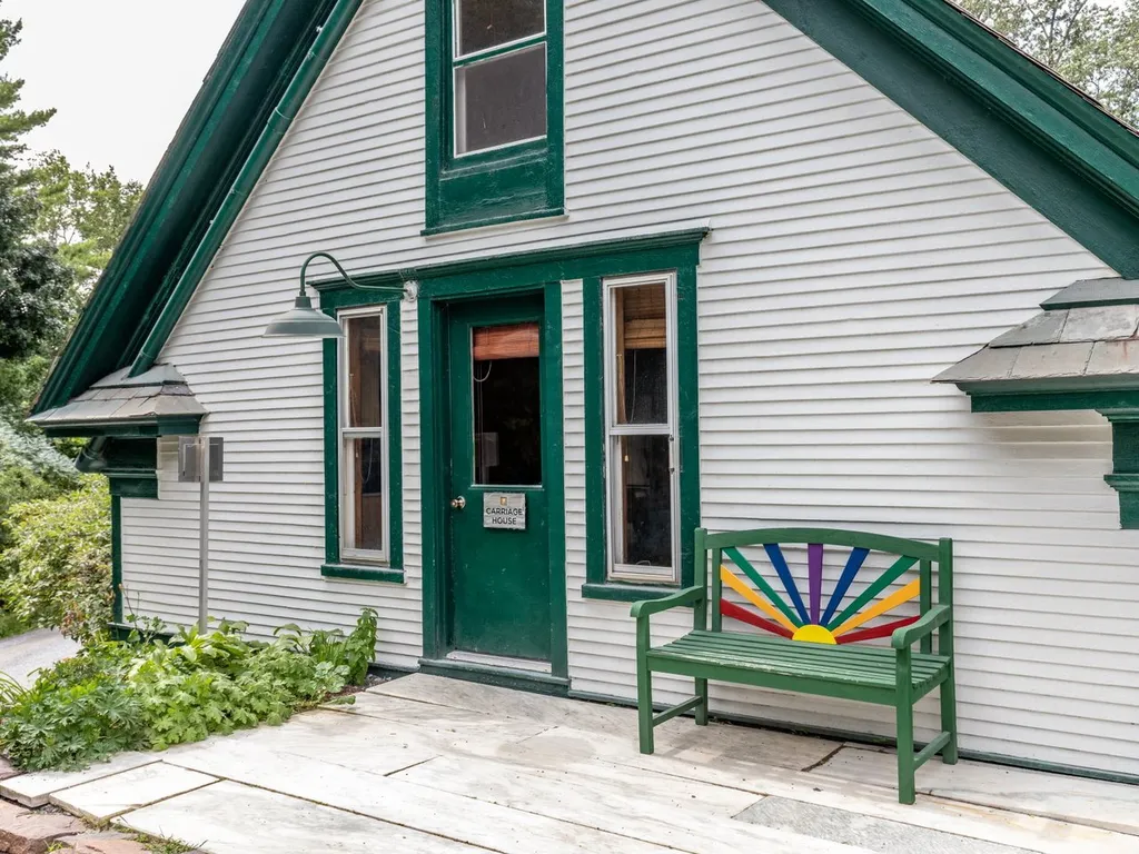 27 Inn Road Charlotte VT 05445
