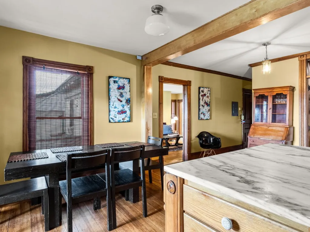 27 Inn Road Charlotte VT 05445