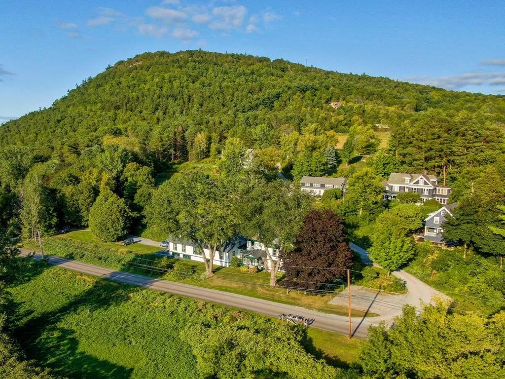27 Inn Road Charlotte VT 05445