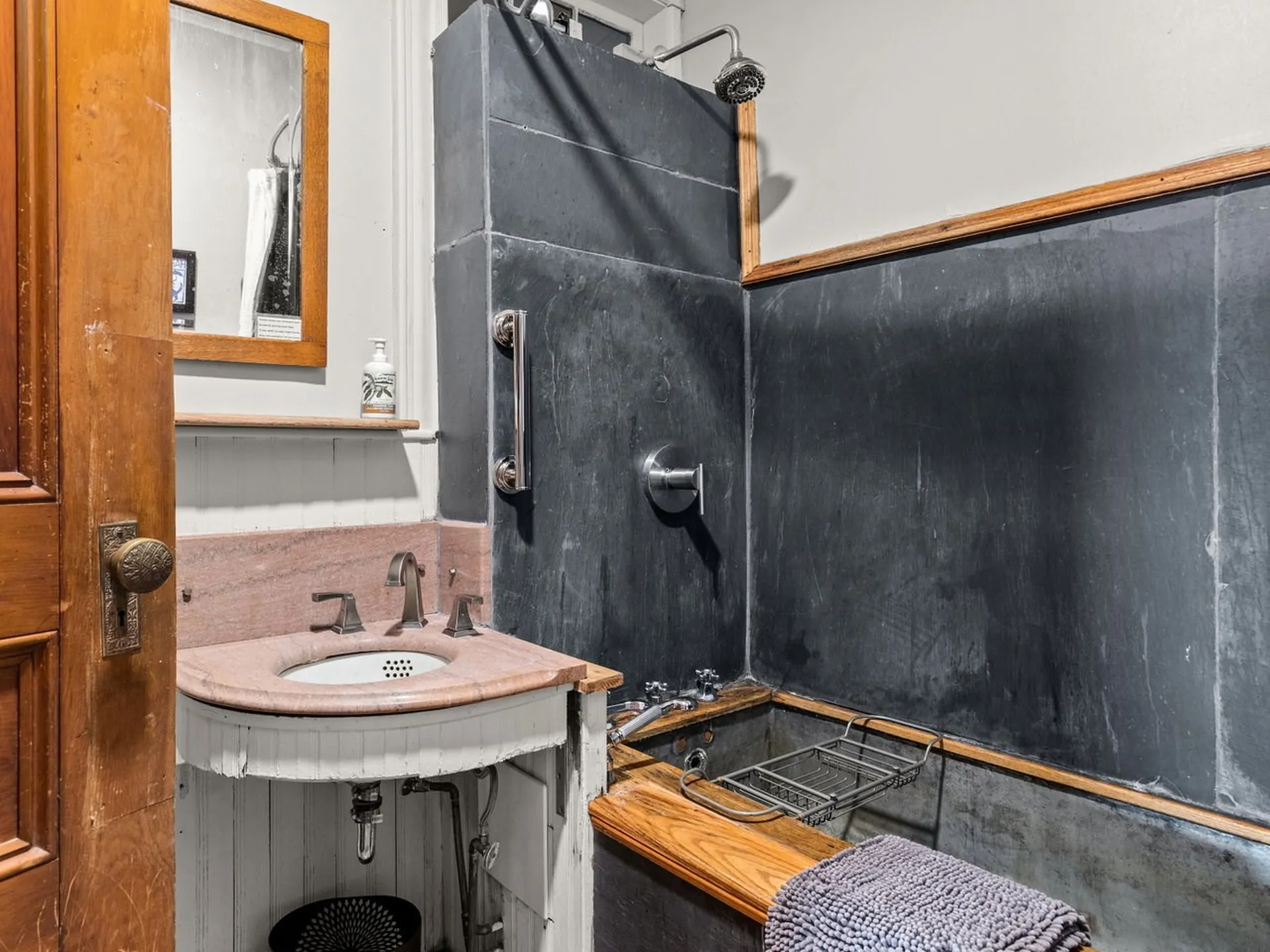 27 Inn Road Charlotte VT 05445