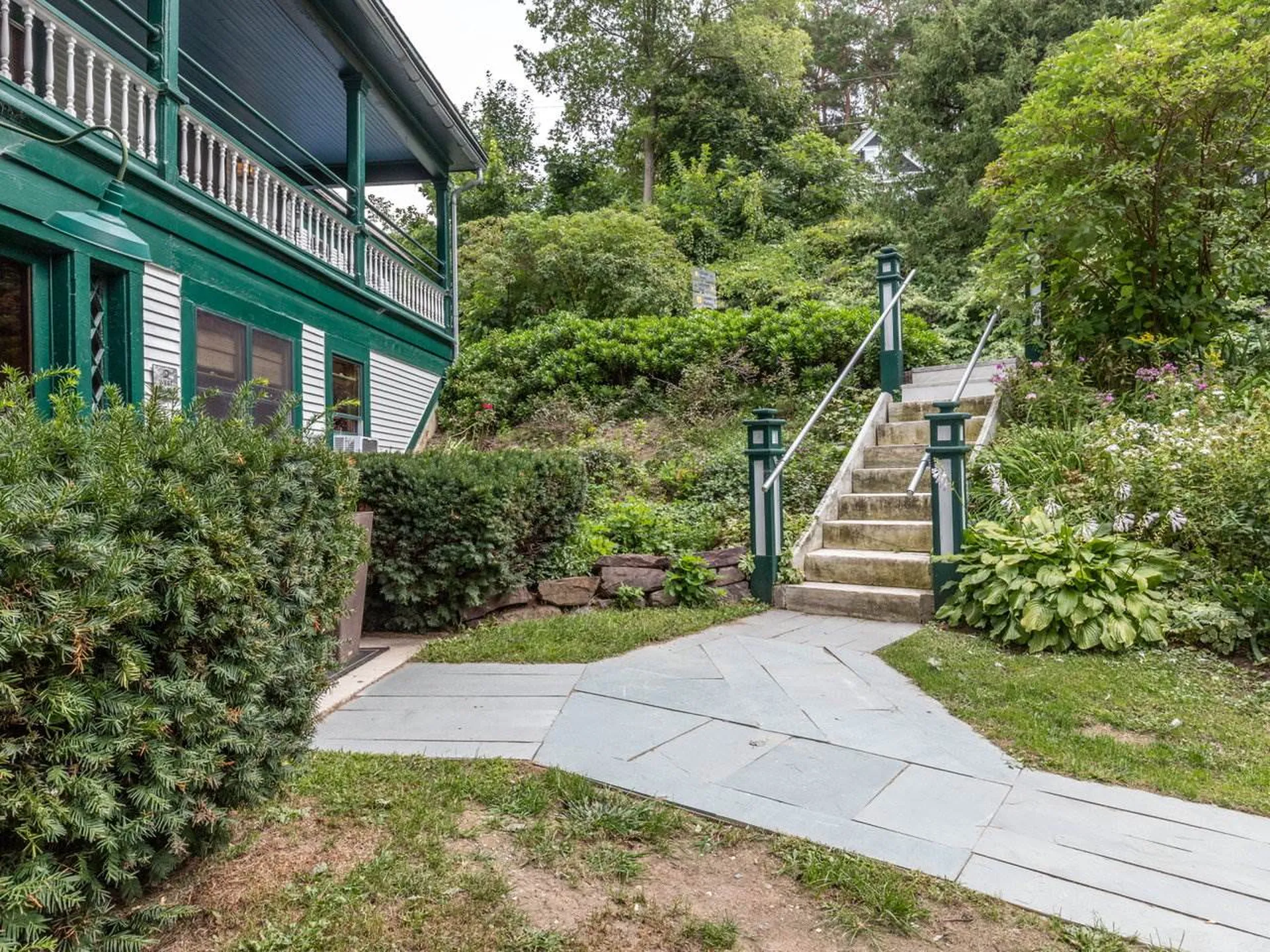 27 Inn Road Charlotte VT 05445