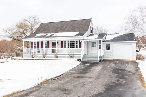 10 Donna Drive Pembroke NH 03275