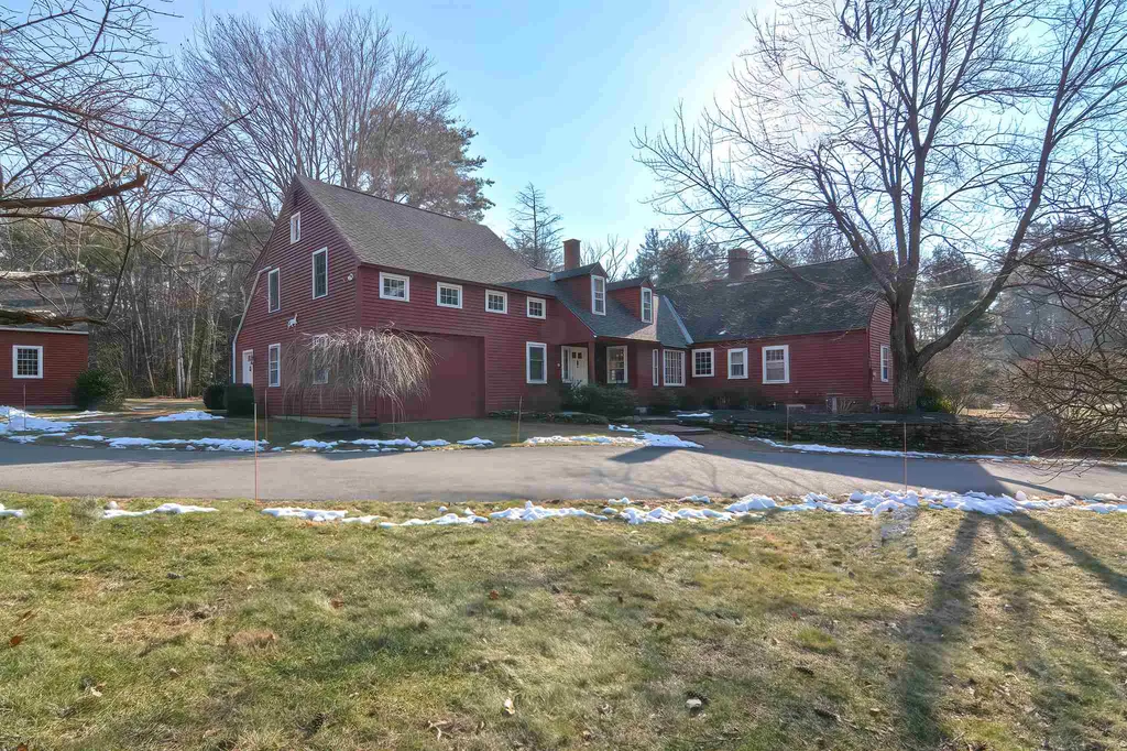 16 Old Milford Road Amherst NH 03031