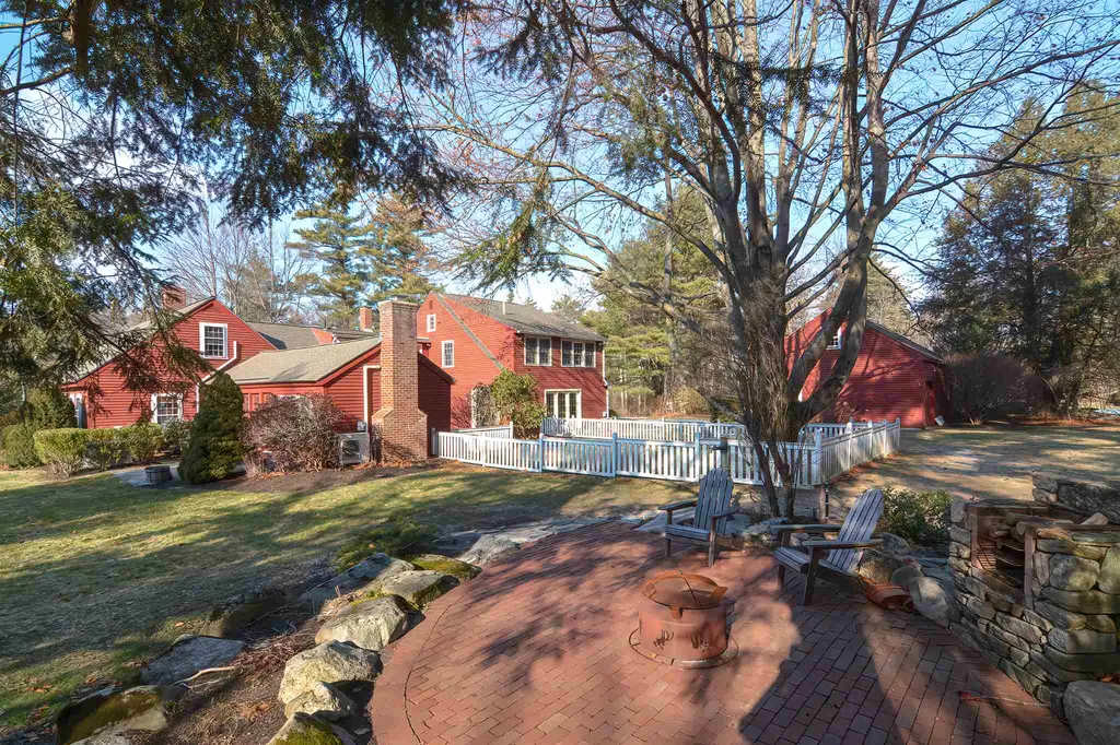 16 Old Milford Road Amherst NH 03031