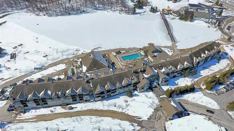 Penthouse Grand Hotel 332 I (GREEN Acres Holdings, Llc) Road Killington VT 05751