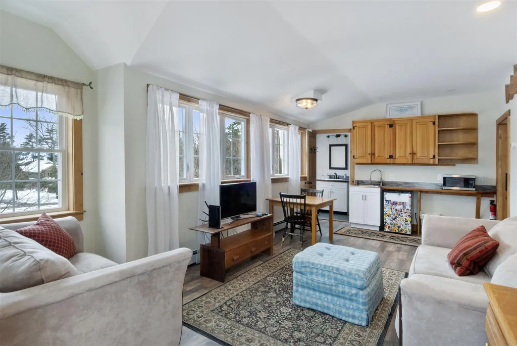 123 Dewitt Drive Alton NH 03809