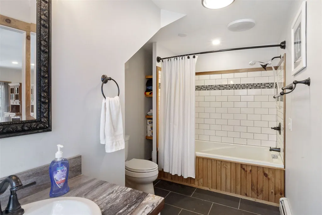 123 Dewitt Drive Alton NH 03809