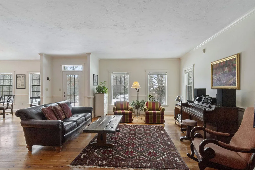123 Dewitt Drive Alton NH 03809
