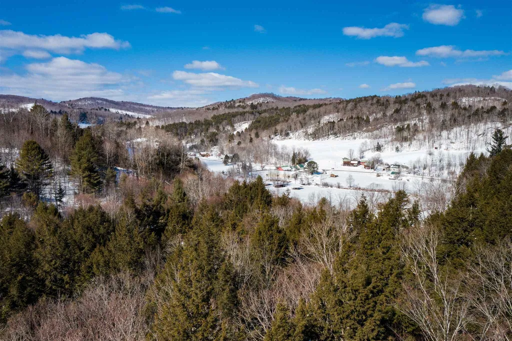 00-A Starbuck Road Pomfret VT 05053