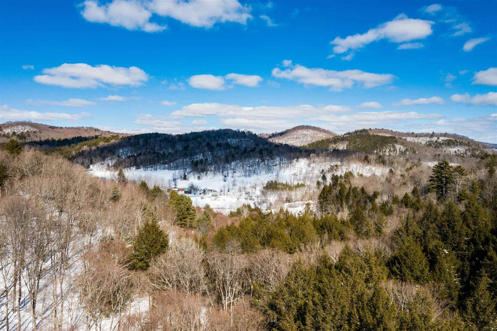 00-A Starbuck Road Pomfret VT 05053