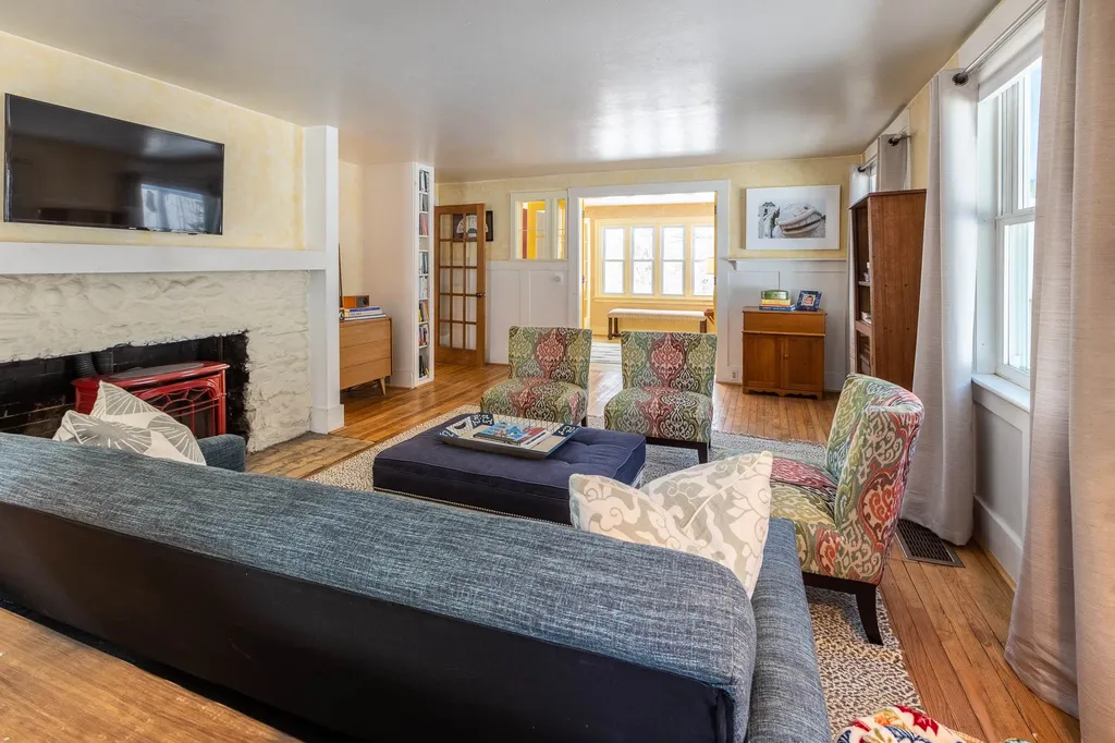 1443 Quechee West Hartford Road Hartford VT 05001