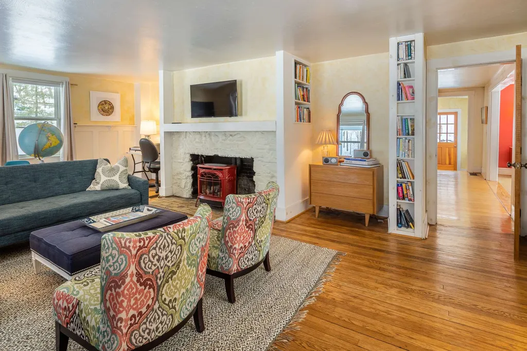 1443 Quechee West Hartford Road Hartford VT 05001