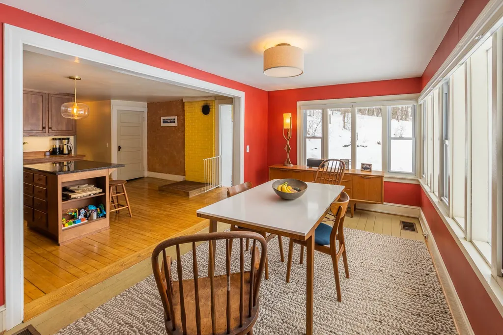1443 Quechee West Hartford Road Hartford VT 05001