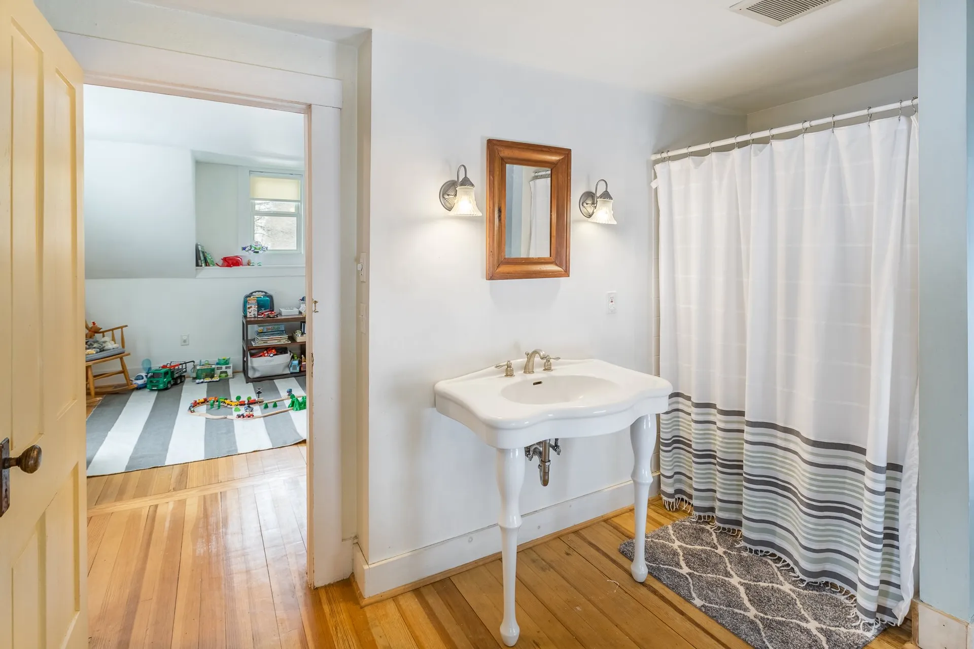 1443 Quechee West Hartford Road Hartford VT 05001