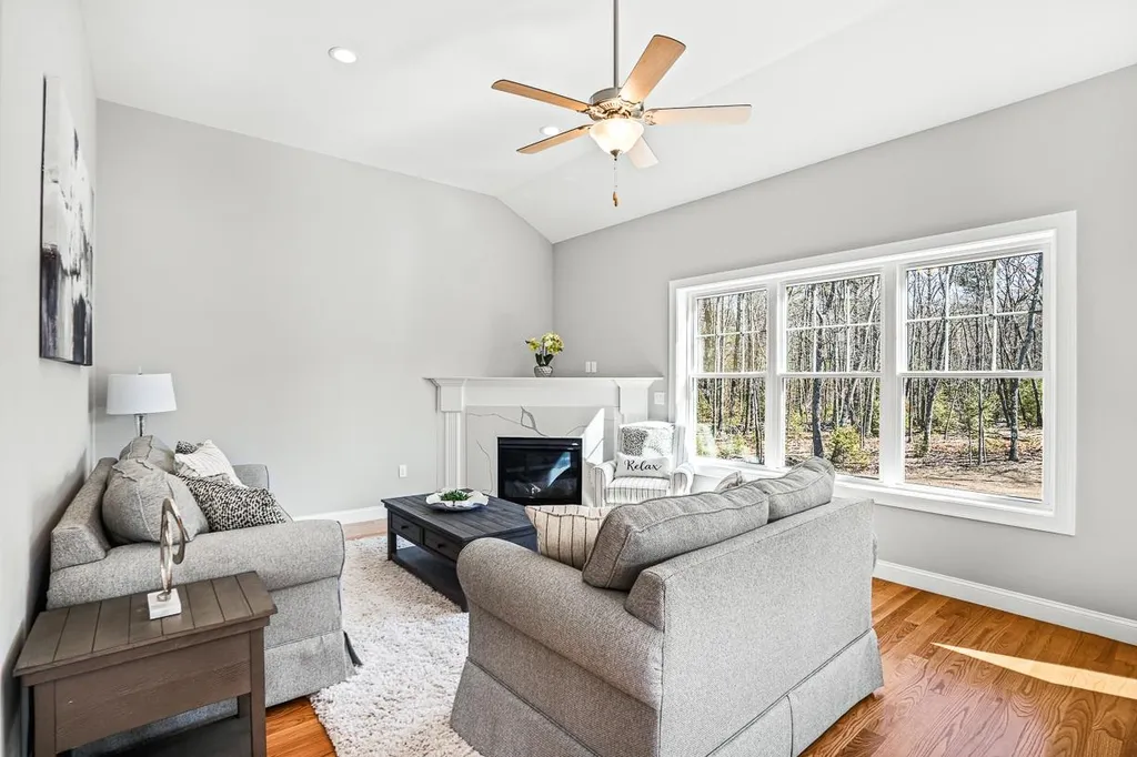 5 Del Ray Drive Windham NH 03087