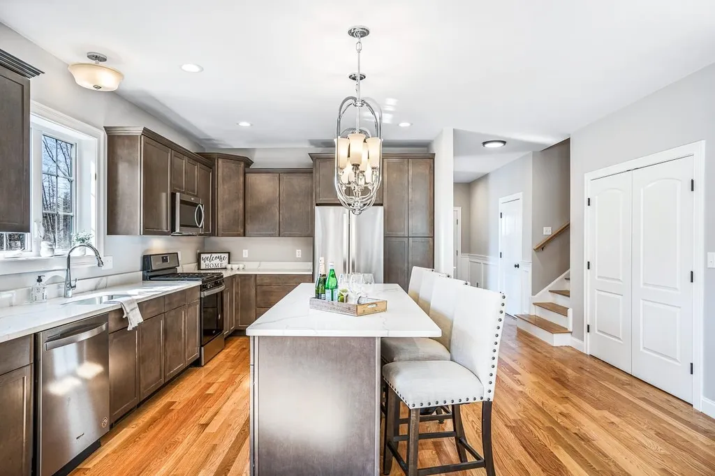 5 Del Ray Drive Windham NH 03087
