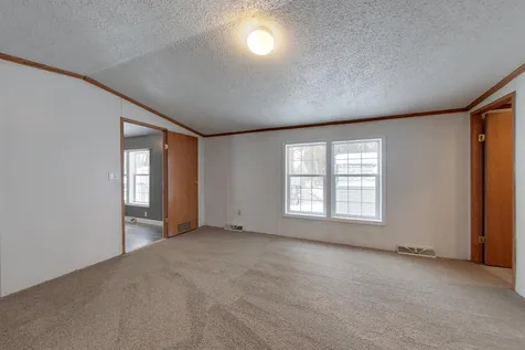 4 Emerald Drive Merrimack NH 03054
