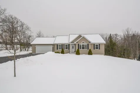 4 Pinnacle Drive Gilford NH 03249