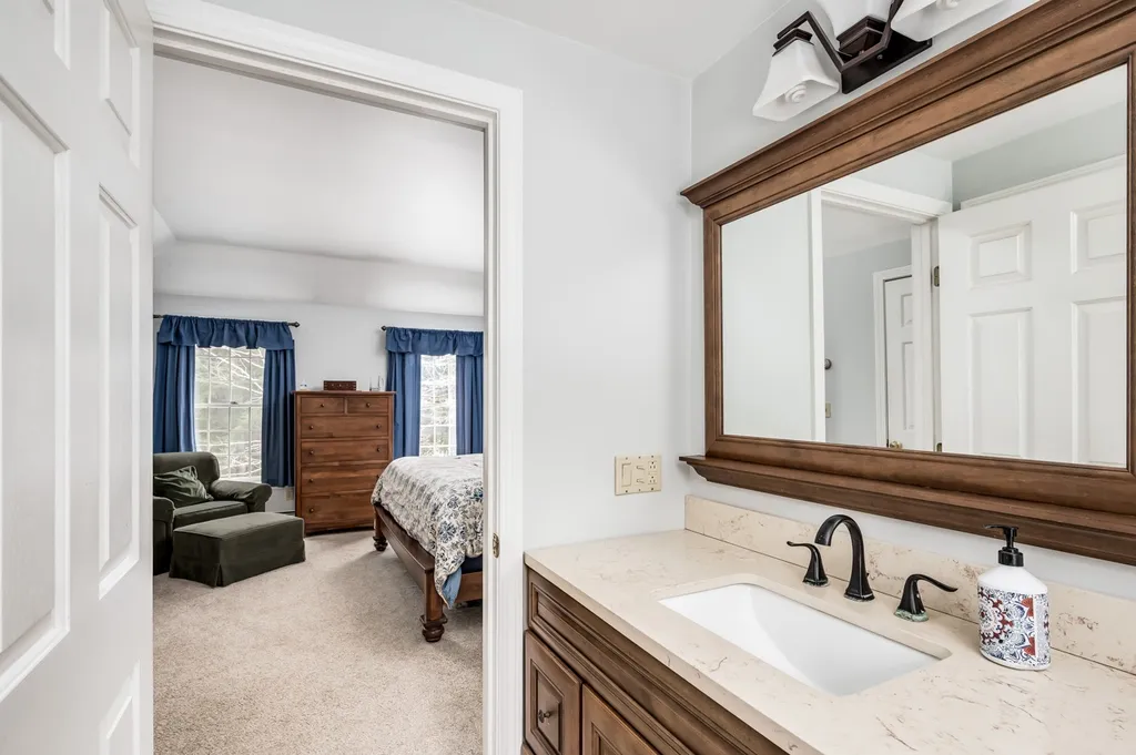 54 Highland Ridge Road Barrington NH 03825