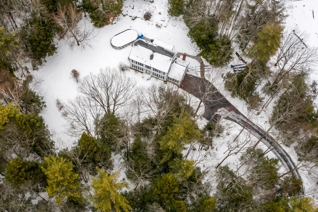 54 Highland Ridge Road Barrington NH 03825