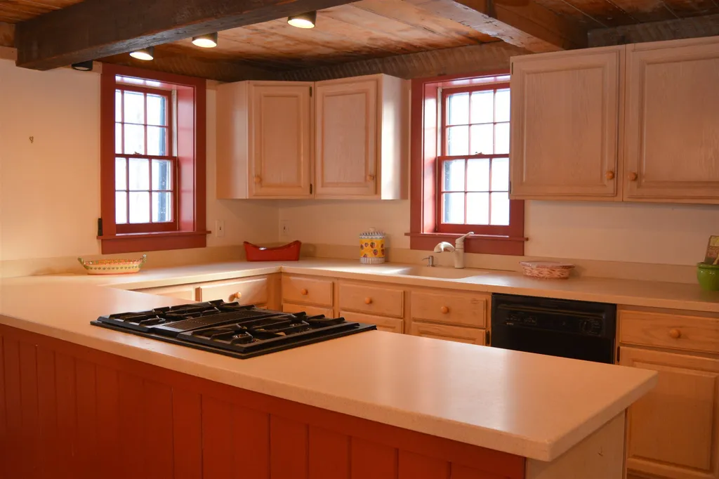 307 Walker Road Grantham NH 03753