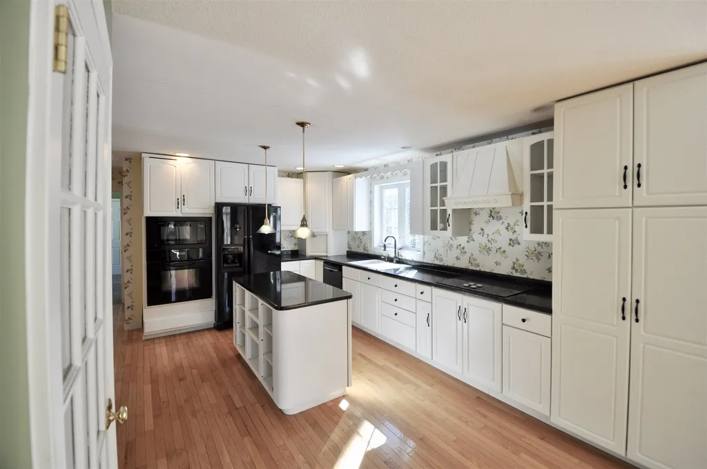 107 Kayla Drive Candia NH 03034