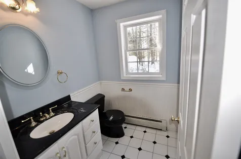 107 Kayla Drive Candia NH 03034