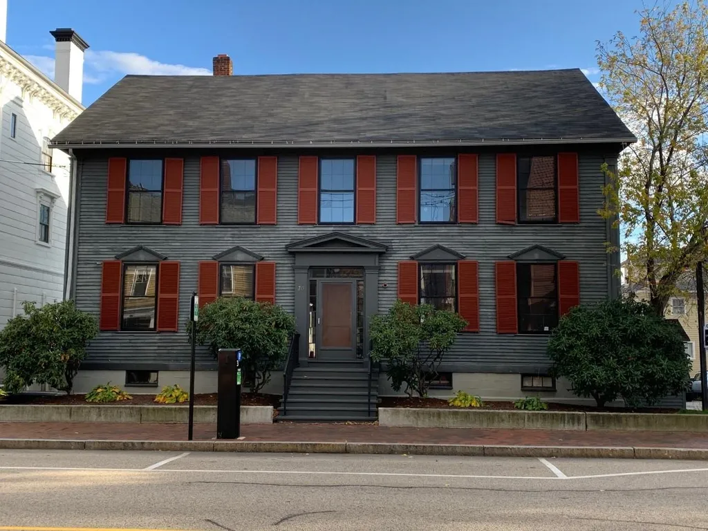 70 Court Street Portsmouth NH 03801