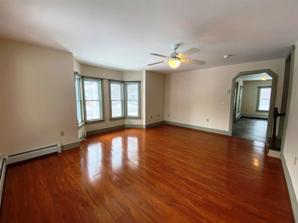 4 Hill Street Littleton NH 03561