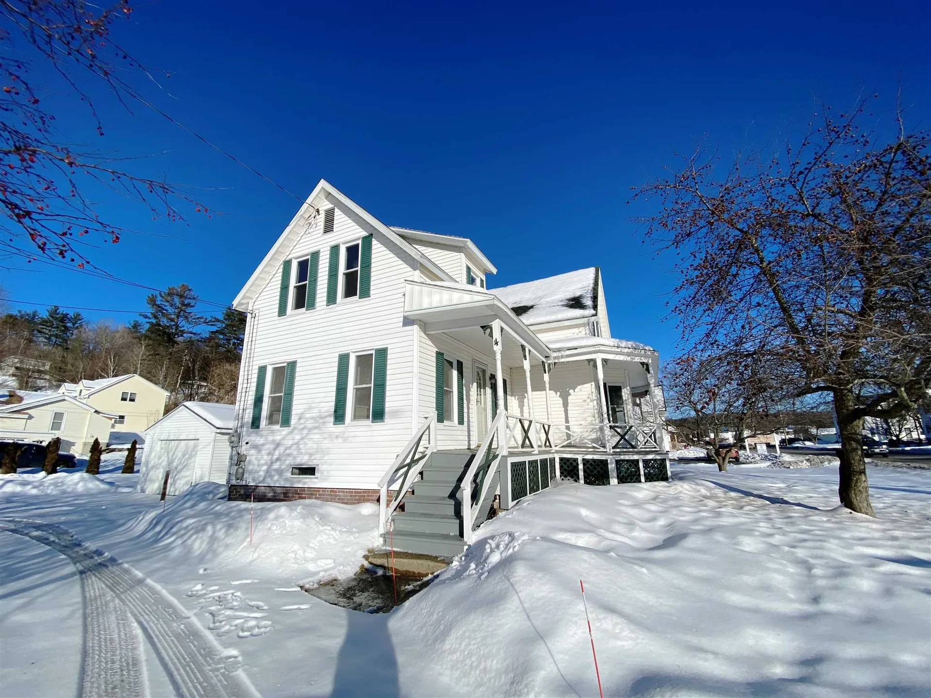 4 Hill Street Littleton NH 03561