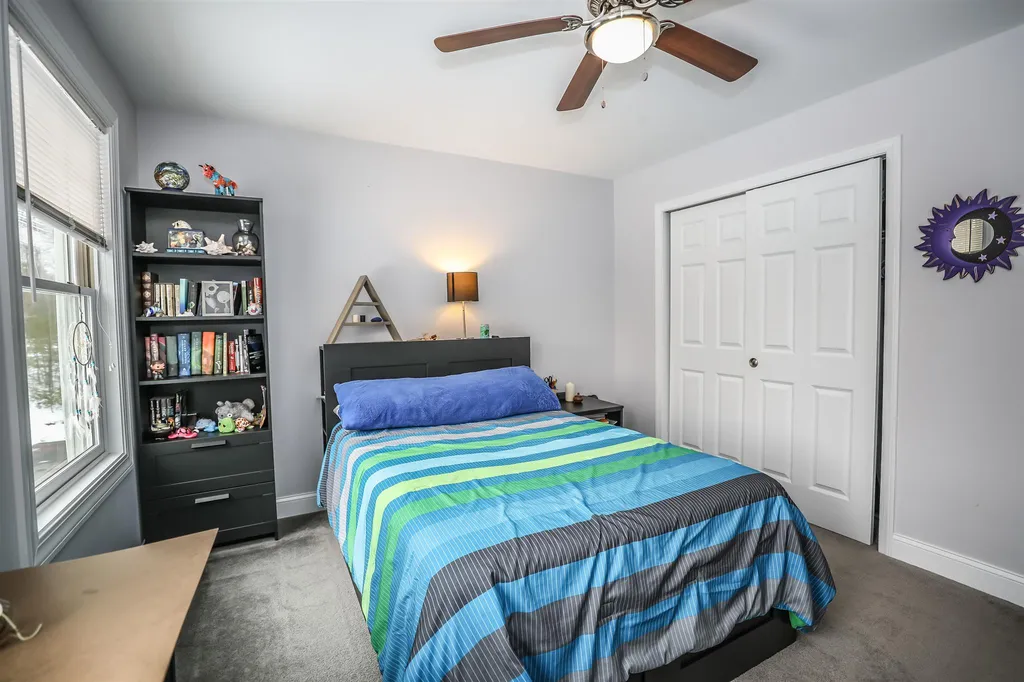 32 Tanglewood Drive Auburn NH 03032