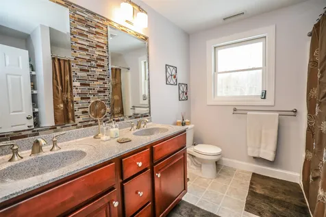 32 Tanglewood Drive Auburn NH 03032