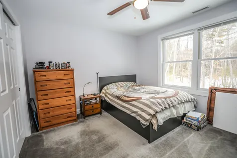32 Tanglewood Drive Auburn NH 03032