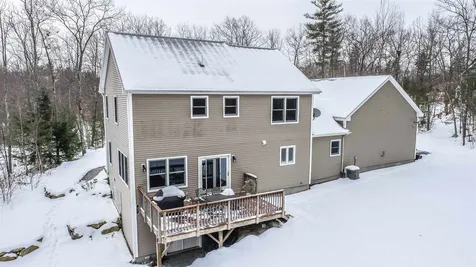 32 Tanglewood Drive Auburn NH 03032