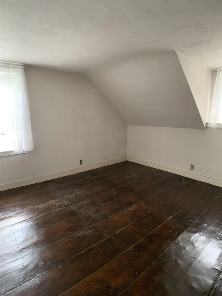 816 Popple Dungeon Road Chester VT 05143
