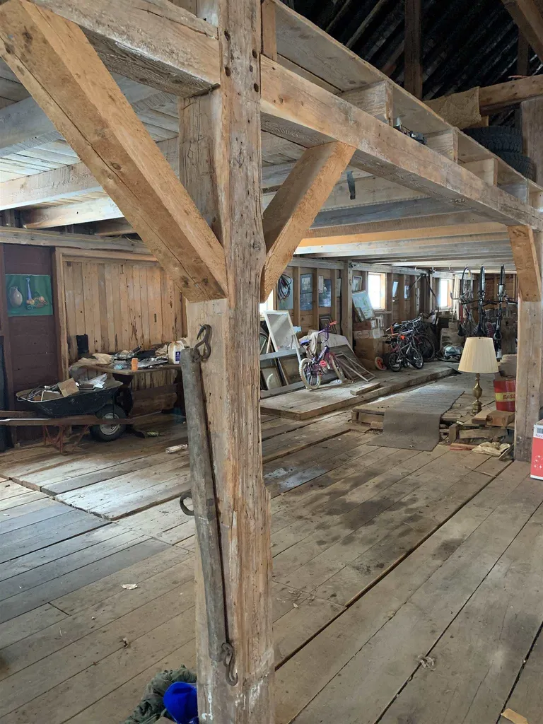 816 Popple Dungeon Road Chester VT 05143