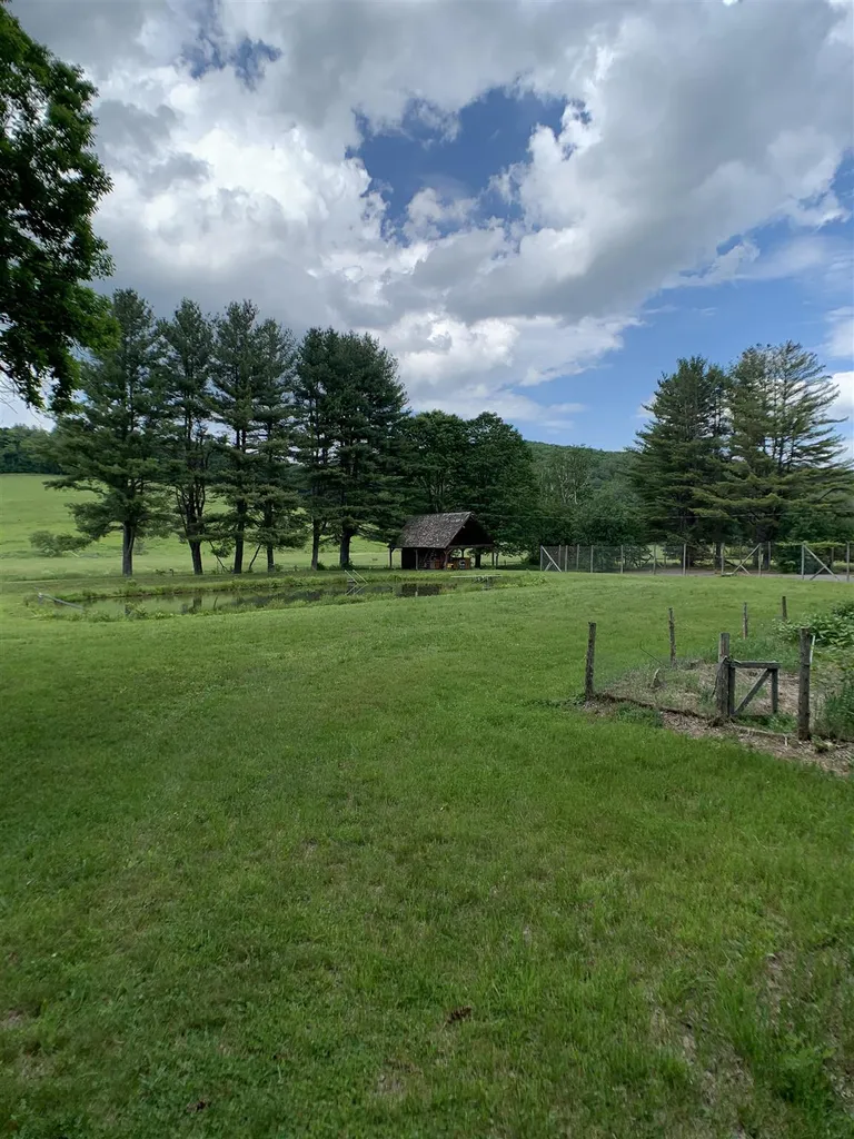 816 Popple Dungeon Road Chester VT 05143