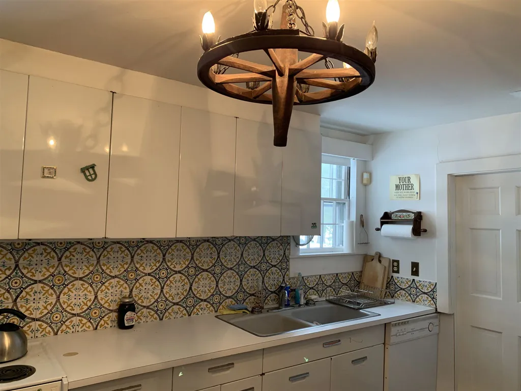 816 Popple Dungeon Road Chester VT 05143