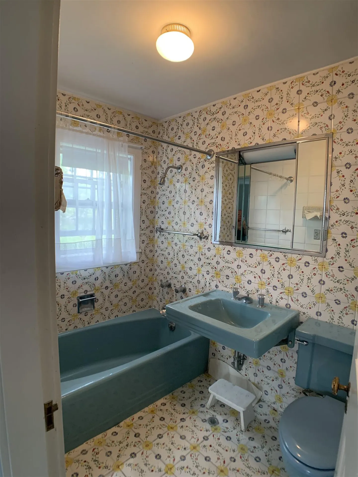 816 Popple Dungeon Road Chester VT 05143