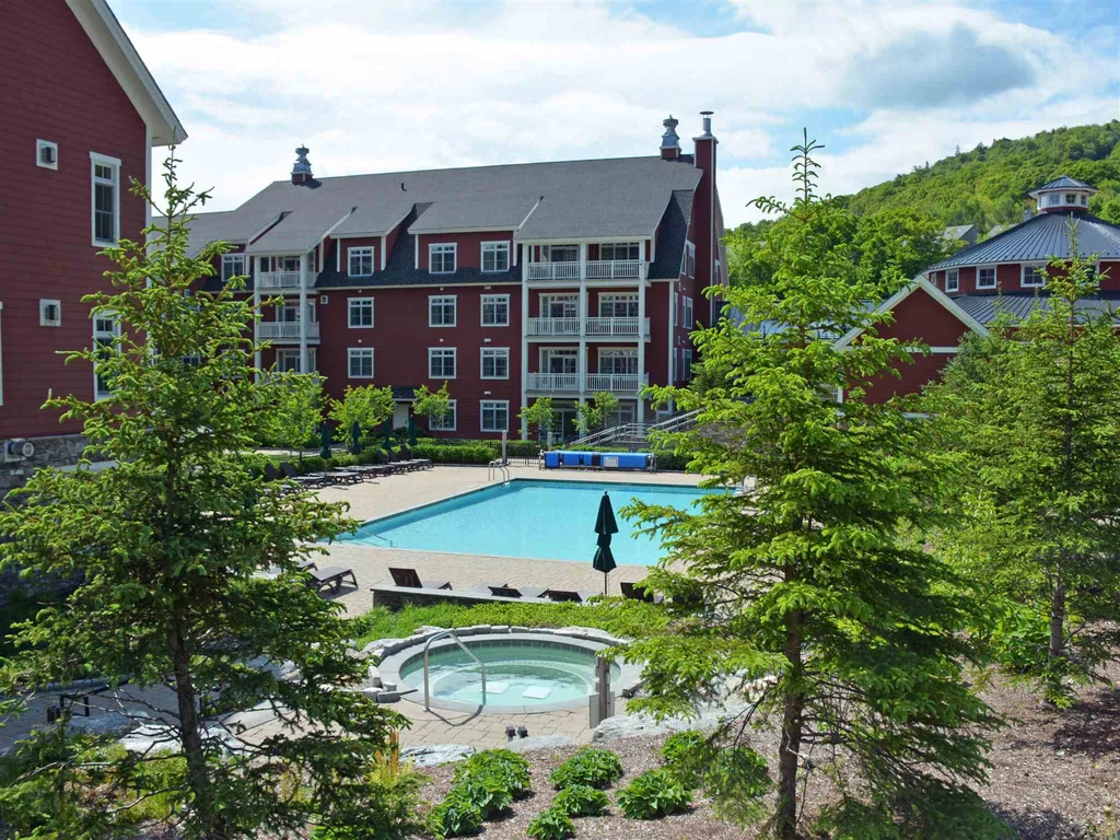 102 Forest 231 / Iii Drive Warren VT 05674